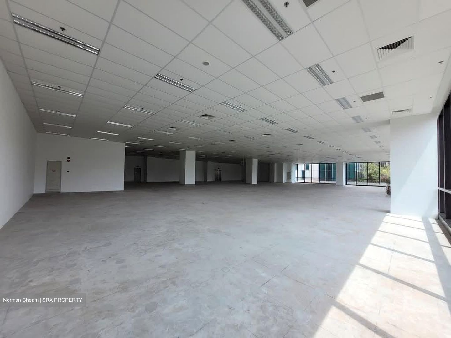 Central Plaza (D3), Office #570047351